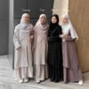 01674ad4-e1dc-494b-99e5-a25036ea7528-1.jpg ByMeldev Selaras Anti UV Melayu Set Tunik Rok