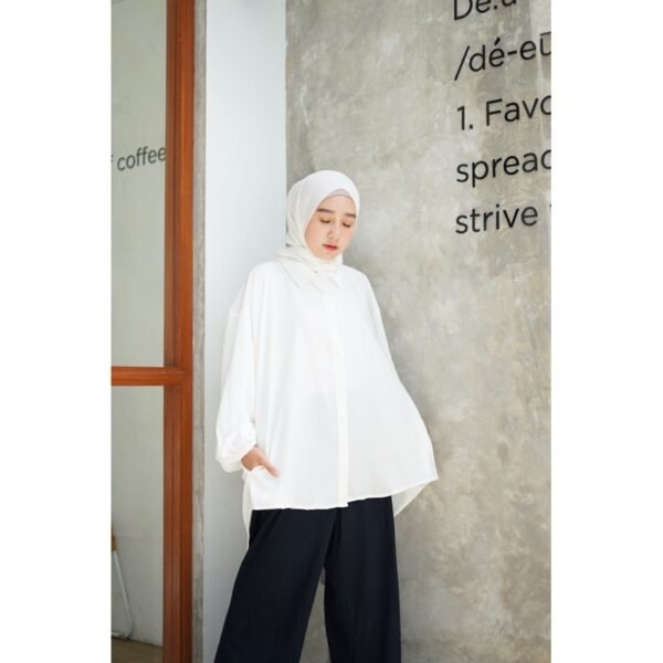 Lana Oversized Top