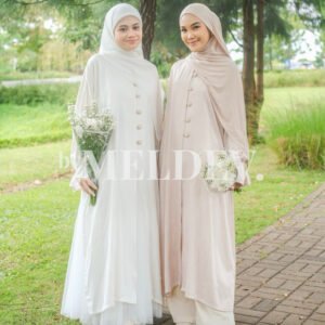 0568624f-d07a-4a7e-be67-f0019be53b9d.jpg ByMeldev Putri Silk Malay Tunik Melayu