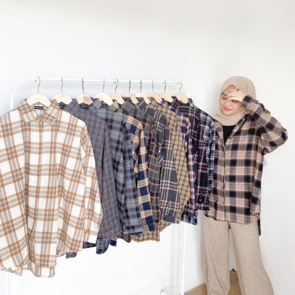 095cef4e-2e9a-498a-906b-fc69e8b9ba63.jpg Bymeldev Kemeja Oversized 100% Bahan Flanel Motif Kotak Kotak