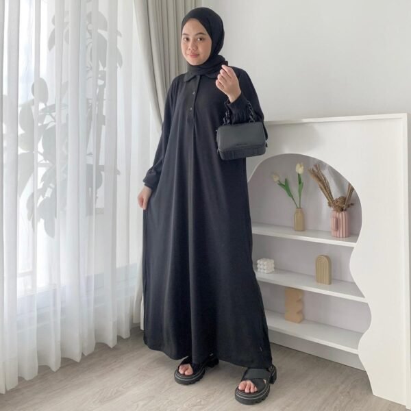 0d7fd9a3-14d1-415f-adf2-a14fb90b6a24-1.jpg Bymeldev Button Oversized Dress