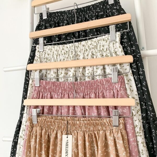 0ea0510b-151b-4f78-8ceb-f9e0c5d01b92.jpg Bymeldev Floral Skirt