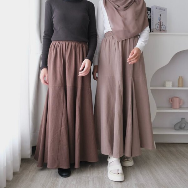 10d5313b-312d-4105-9672-bec9aa6c2d80.jpg ByMeldev Angel Linen Premium Skirt Rok Payung Linen Jumbo