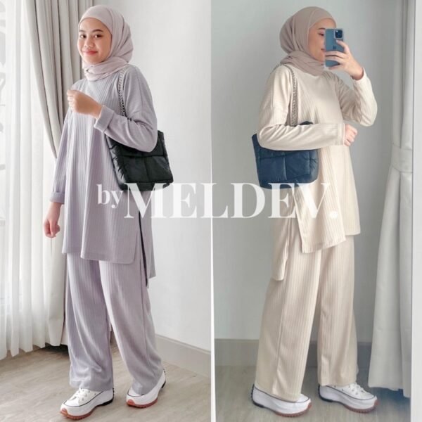 Bymeldev Slit Knit Set Busui Nonbusui