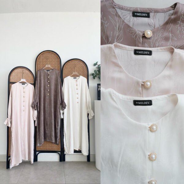 1501c6b9-5cf3-433d-a905-76b6b60eff92.jpg ByMeldev Putri Silk Malay Tunik Melayu
