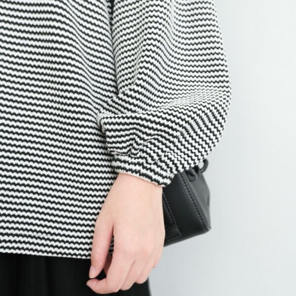 ByMeldev Winter Stripes Cardi Top