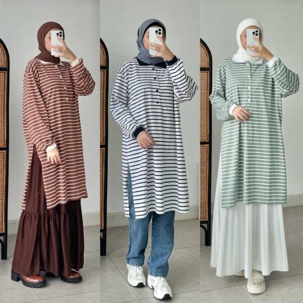 441dd7d8-09a5-41cf-bd92-1caa2371f5eb.jpg ByMeldev Button Stripes Polo Tunik Salur