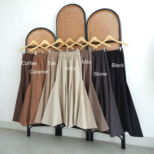 4f1a252e-beb7-4cc2-8d8c-039b824e1b85.jpg ByMeldev Angel Linen Premium Skirt Rok Payung Linen Jumbo