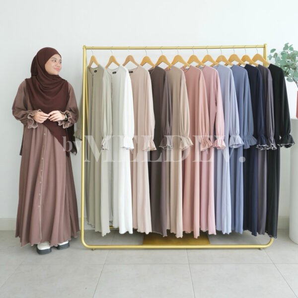 620a4091-f5dd-4de7-b910-ee29c7058170.jpg ByMeldev Alayaa Pleats Button Dress