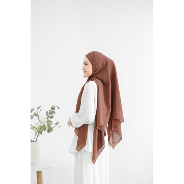 6df2e0d6-25aa-473c-aa76-1e3fb7643142.jpg ByMeldev Hijab Instan Jumbo Syar’i 140x140