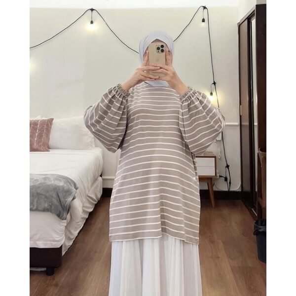 863d7f6d-c92d-40e5-94b0-95103a378408.jpg Bymeldev Oversize Stripes Top Kaos Salur Nonbusui Busui