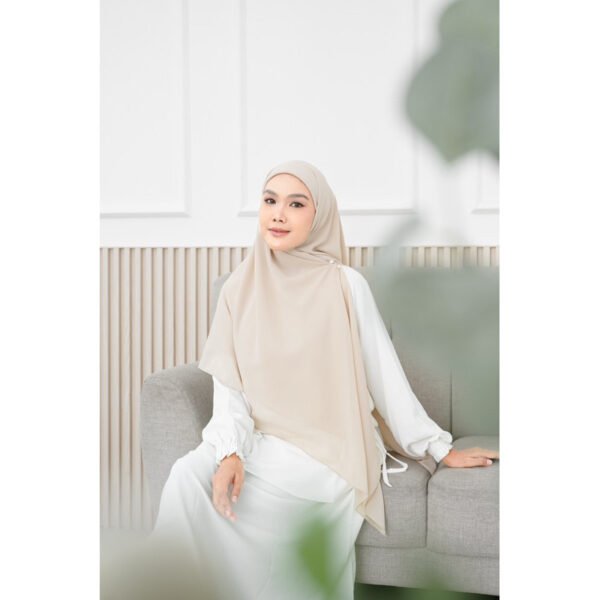 863e0062-f2ae-489c-9371-0af07ff3ec49.jpg ByMeldev Hijab Instan Jumbo Syar’i 140x140