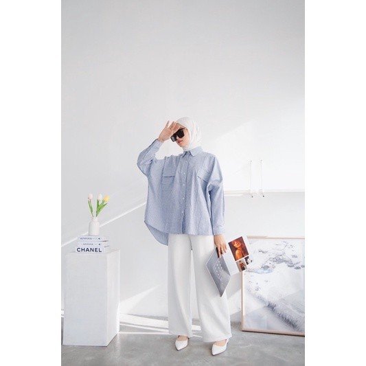 Basic Oversized Stripes Shirt Kemeja Salur Batwing