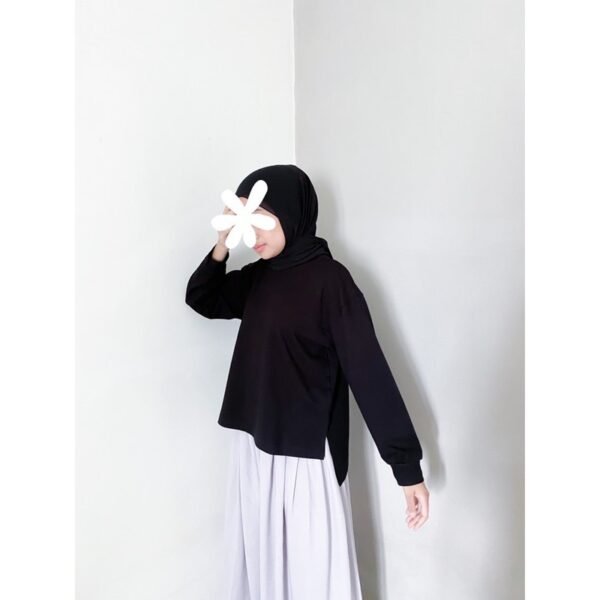 a6b1dc54-a299-49cc-8674-2d345a663d8e-1.jpg Bymeldev Black Basic Longsleeve Top Busui dan Nonbusui
