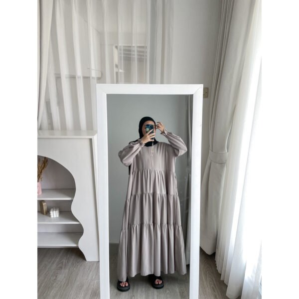 b2c06ec9-5697-45b6-b0f3-575fa37c4c14-1.jpg Flowy Maxi Dress Rempel
