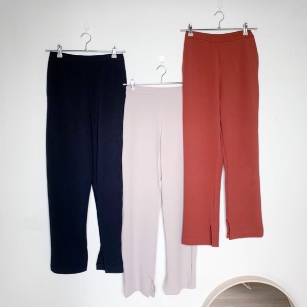 Kaila Basic Pants Celana Panjang Polos Muat sampai XL
