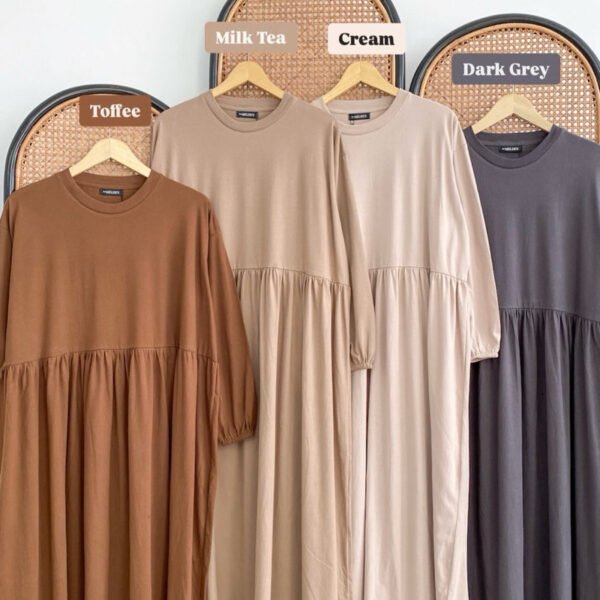 cc90a844-4e3e-40d3-a5de-7a719089b0cc-1.jpg Bymeldev Hanna Ruffle Midi Dress