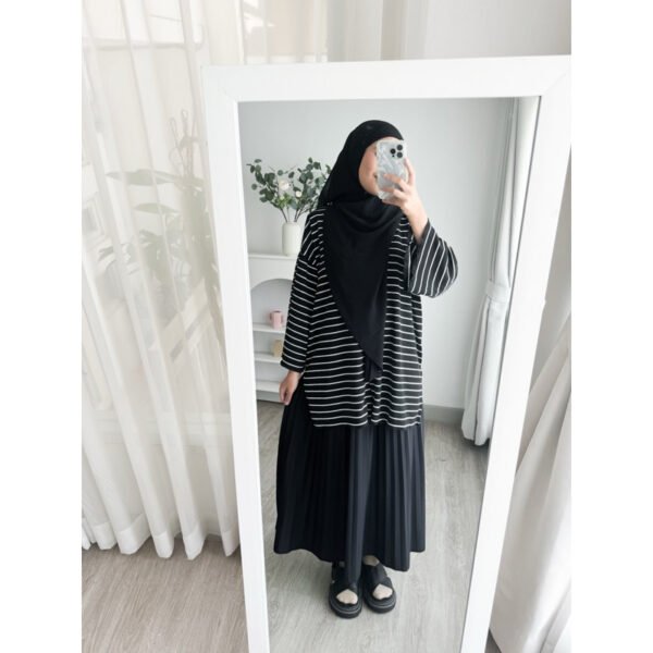 ByMeldev Danila Knit Stripes Top