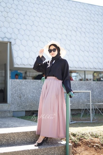 df233685-d181-4b74-9fd5-84695b77854e-1.jpg Saritiw Aluna Jumbo Cullote Celana Rok
