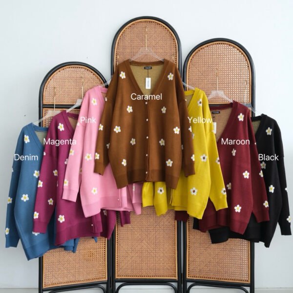 e0e908fb-6652-499b-af3c-384e0e712e47.jpg ByMeldev Daissy Colourful Premium Cardigan Tebal Premium Winter