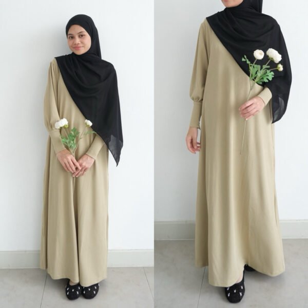 e69492e0-1c68-4877-b84f-67c0f30f5c6d-1.jpg ByMeldev Balloon Knit Dress Busui Nonbusui