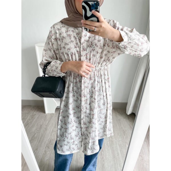 e915f335-4d35-48a5-bc43-ca049c520876-1.jpg Bymeldev Flower Slim Tunik