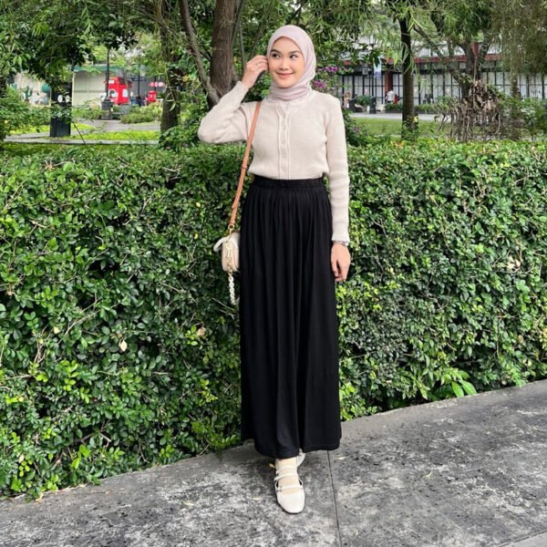 f1540600-1b6e-4782-b2f1-19f7630d1057.jpg ByMeldev Basic Cotton Skirt Rok Kain Bumil Friendly