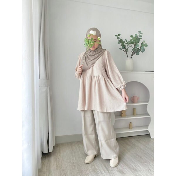 f6d0ae9e-52ff-4d99-a7a6-81de37e7c68a.jpg ByMeldev Boho Babydoll Knit Top
