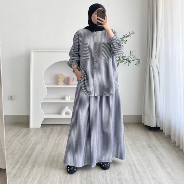 fae7eeea-a3f9-43a0-bbd4-e796762741ea.jpg ByMeldev Cotton Stripes Shirt & Skirt Kemeja Rok Salur Set Setelan