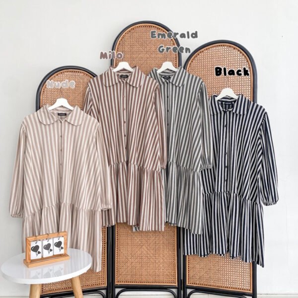 fb3168f1-7465-4b11-8426-fee337c2ef82.jpg ByMeldev Knit Stripes Tunik