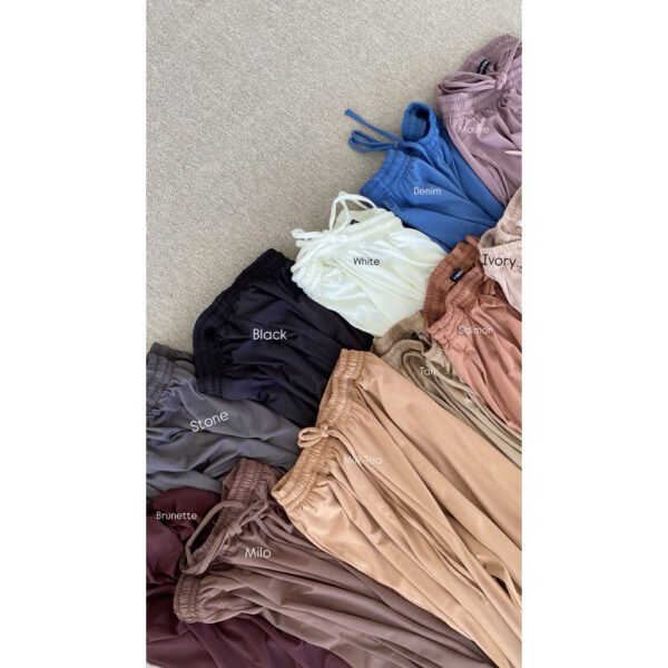 fb80ba07-3291-4690-8ac4-3f01b39ca14f-1.jpg Bymeldev Wide Loose Cullote Bumil Friendly Up to XXL