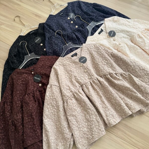 80a7dcc7-8724-4755-a2a1-9bf235bd1a59.jpg ByMeldev Babydoll Bloom Top Lebaran Raya