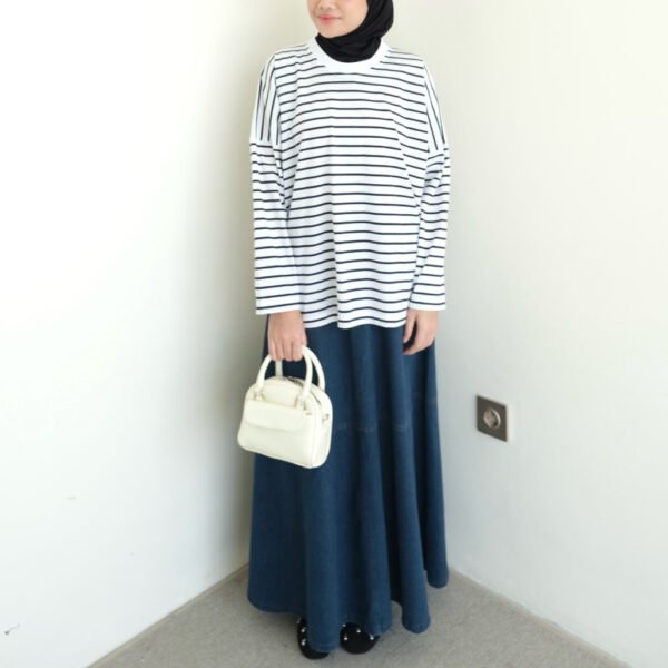 bb4bbd18-bb81-4c48-89b5-c1450f405b09.jpg Bymeldev Stripes Top Kaos Lengan Panjang Salur Nonbusui dan Busui