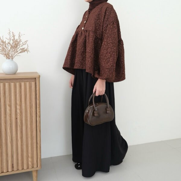 f20e466f-097f-47d1-8d2a-0a8740895993.jpg ByMeldev Babydoll Bloom Top Lebaran Raya