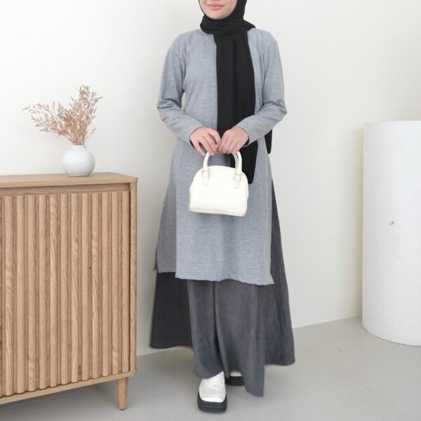 3999a56ab67a401290c9dd974dbc0c6etplv-aphluv4xwc-origin-jpeg.jpeg ByMeldev Rib Long Slit Tunik Busui Nonbusui