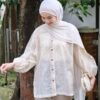 fb4162d03cf84a848ebd668071ddfca6tplv-aphluv4xwc-origin-jpeg.jpeg ByMeldev Heart Embroidery Blouse