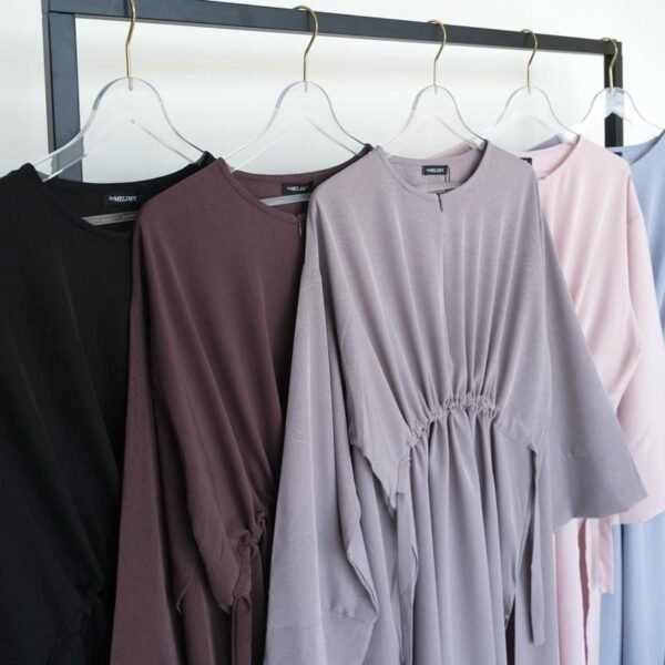 77f5017968f54738871f920cb230c0a6tplv-aphluv4xwc-origin-jpeg.jpeg ByMeldev Zara Crush Maxi Tunik Abaya Serut