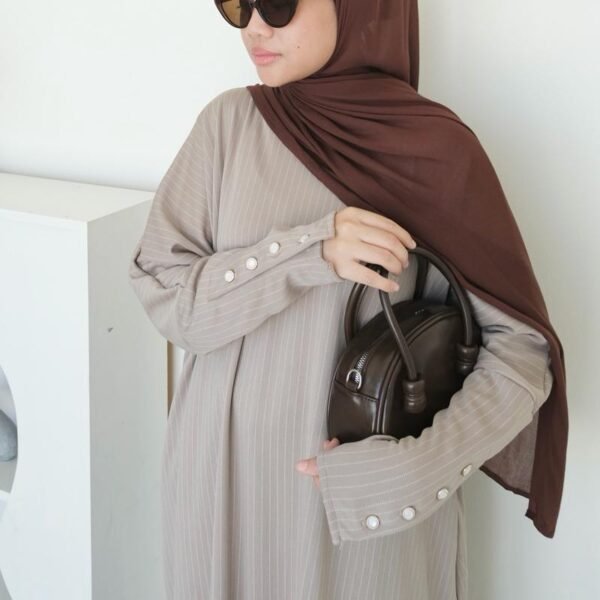 IMG_4365 ByMeldev Kala Stripes Button Maxi Dress Abaya Salur Muslim Umroh Busui Nonbusui Jumbo